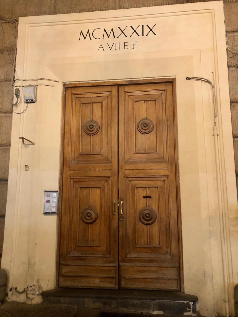 Dimora Augusteo Aparthotel Napels Buitenkant foto