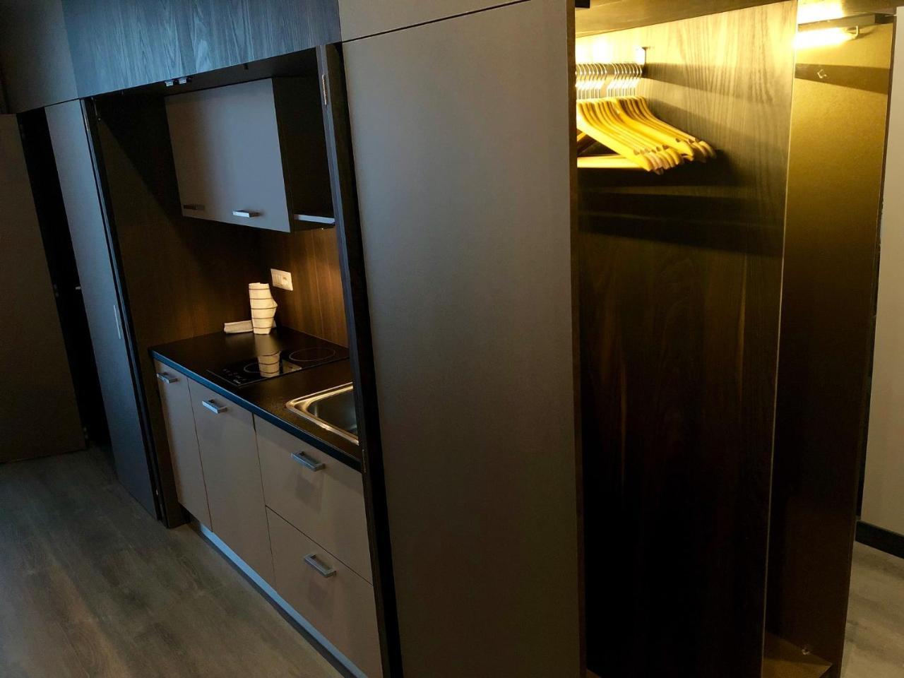 Dimora Augusteo Aparthotel Napels Buitenkant foto